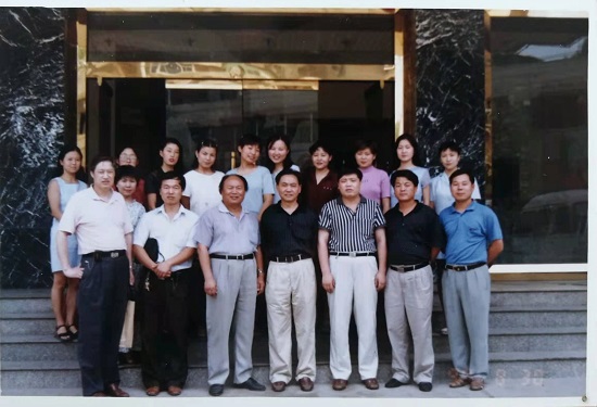 1997年，恢複經營，更名為“陝西省地產開發服務總公司”.jpg